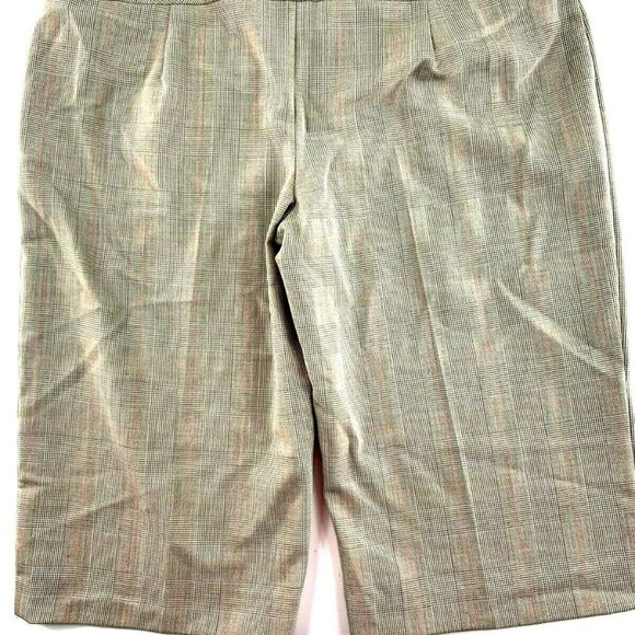 Bebe Tan Plaid Dress Bermuda Shorts 10 33x14  AF15 - Picture 2 of 3
